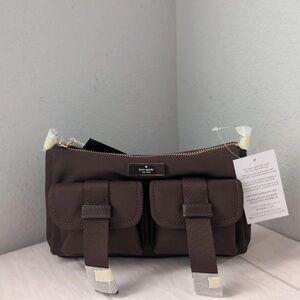 NWT Kate Spade KN673 Carter Ksnyl Cargo Crossbody Bag In Hot Fudge